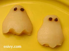 Pear ghosts